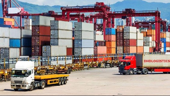 Xuất nhập khẩu hàng hóa của Việt Nam vượt mốc 550 tỷ USD