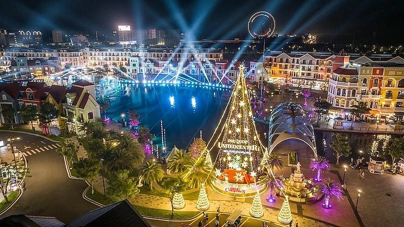 “8Wonder” đưa maroon 5 đến Phú Quốc United Center