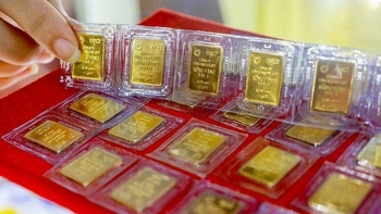 Giá vàng hôm nay 3/11/2023: Vàng trong nước lao dốc