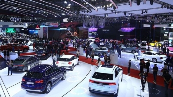 Tin kinh tế - thị trường ngày 4/11/2023: Việt Nam tiêu thụ gần 12 tấn vàng trong quý III; Thị trường ô tô có dấu hiệu tích cực