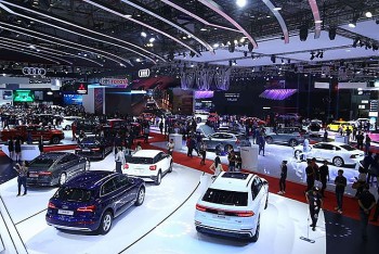 Tin kinh tế - thị trường ngày 4/11/2023: Việt Nam tiêu thụ gần 12 tấn vàng trong quý III; Thị trường ô tô có dấu hiệu tích cực