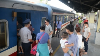 Tin kinh tế - thị trường ngày 10/11/2023: Đường sắt bán vé tàu Tết Dương lịch 2024; NHNN dừng hút tiền qua tín phiếu