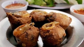 Độc lạ bánh cống Sóc Trăng