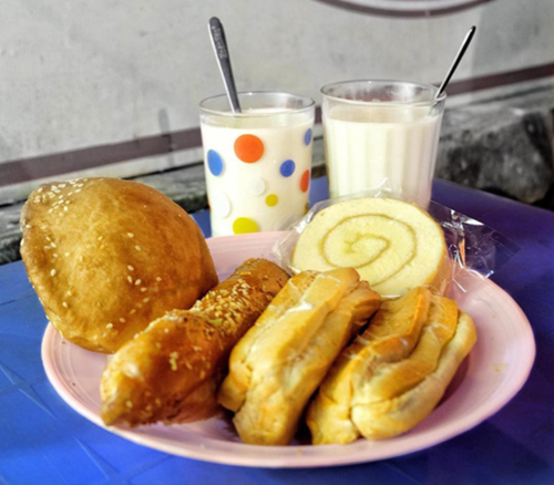 5 quán sữa đậu nành nổi tiếng nhất Đà Lạt, ai cũng khen tấm tắc vì quá xuất sắc 5 quán sữa đậu nành nổi tiếng nhất Đà Lạt, ai cũng khen tấm tắc vì quá xuất sắc