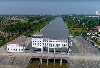 Hải Dương chủ động lấy nước phục vụ gieo cấy vụ Đông Xuân 2023-2024