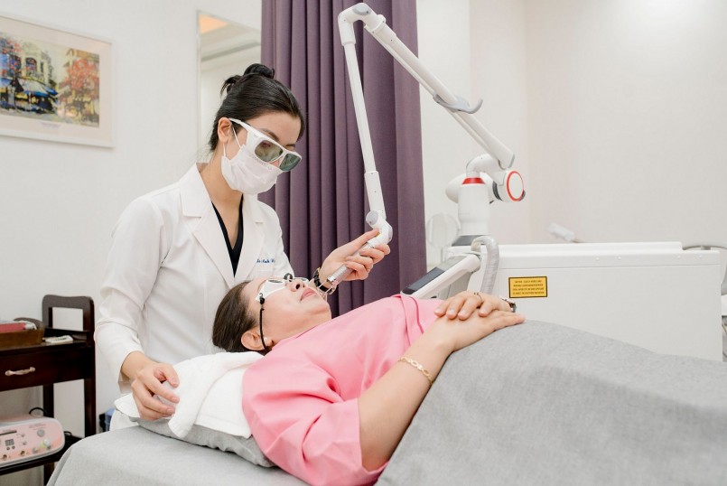 Vinmec - View sử dụng các công nghệ trị liệu cao cấp trẻ hóa da 