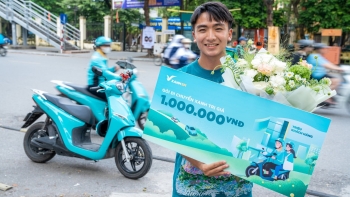 Dịch vụ đặt xe máy điện đón khách thứ 1 triệu sau 1,5 tháng ra mắt, nối dài kỷ lục cho Xanh SM