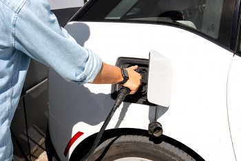 Chủ xe VinFast ở 80 thành phố có thể tìm thấy trạm sạc trong bán kính chỉ 3,5 km