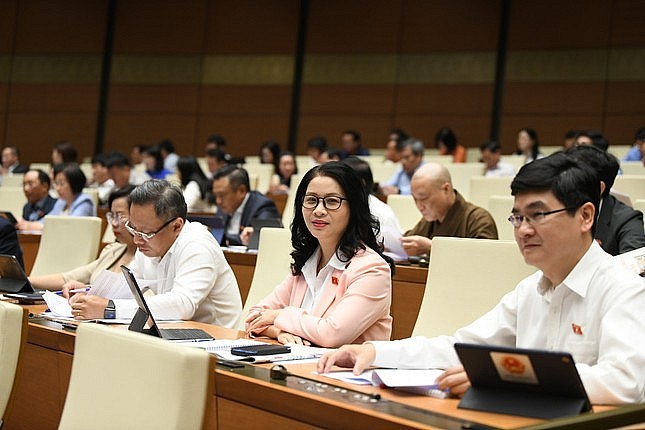 Các đại biểu tham dự phiên họp ngày 27/11. Ảnh: Như Ý. Các đại biểu tham dự phiên họp ngày 27/11. Ảnh: Như Ý.