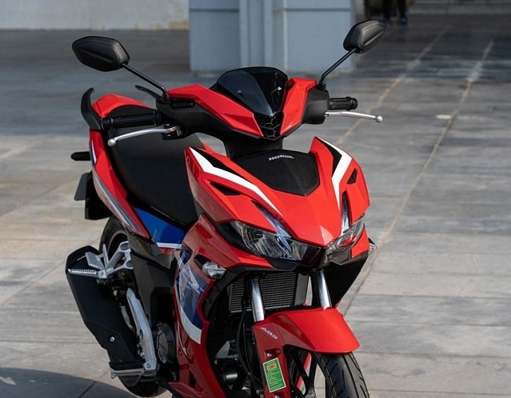 Giá bán của Honda Winner X giảm mạnh