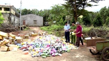 Gia Lai: Tiêu hủy gần 12.000 điếu thuốc lá điện tử nhập lậu