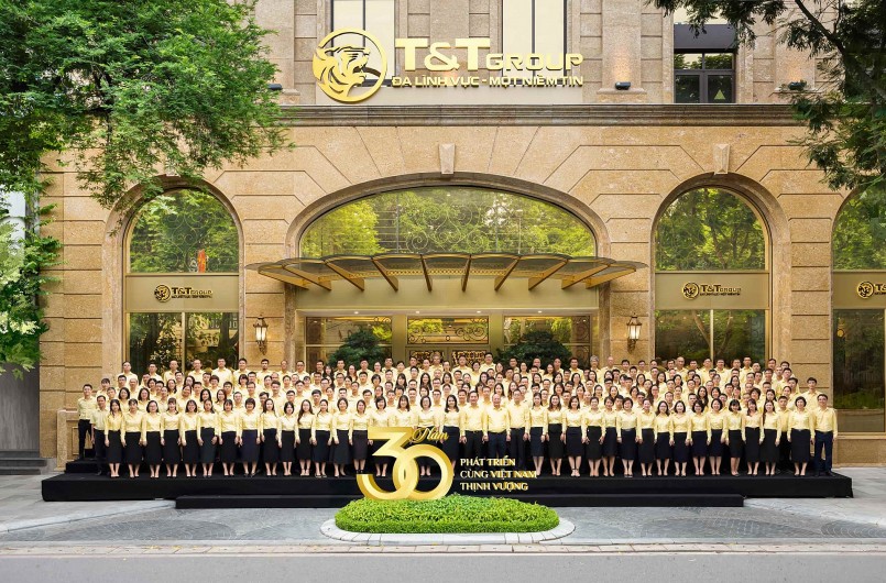 Ảnh 5: Công ty TNHH T&T (tiền thân của Tập đoàn T&T Group) thành lập năm 1993.