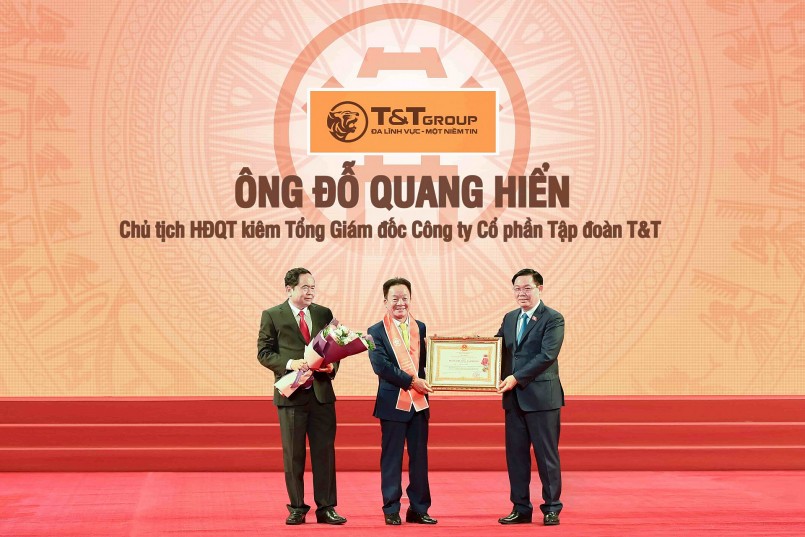 Ảnh 9: T&T Group hiện nay đã trở thành một Tập đoàn kinh tế tư nhân đa ngành hàng đầu Việt Nam.
