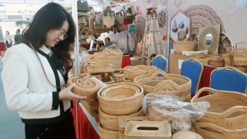 Hà Nội: Khai mạc Triển lãm các sản phẩm OCOP, thủ công mỹ nghệ và làng nghề tại huyện Chương Mỹ