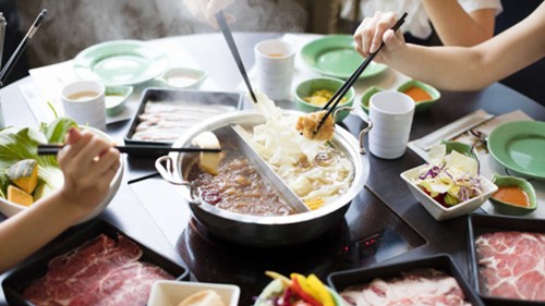 Vì sao nhiều người lại tăng cân mạnh vào mùa đông?