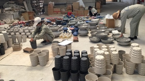 Xuất khẩu gốm sứ mỹ nghệ đạt mức cao nhất trong 1 năm qua