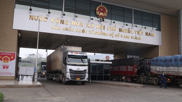 Xuất nhập khẩu Việt Nam - Trung Quốc tăng trưởng ấn tượng