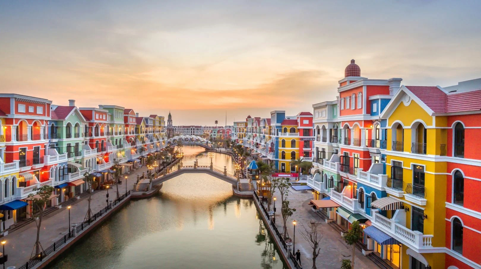 Không còn là “điểm đến nghỉ dưỡng 5 sao”, thành phố đảo ngày nay đang sở hữu hạ tầng du lịch đa dạng đáng nể bậc nhất cả nước - Ảnh: Đ.H.