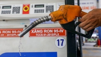 Giá xăng dầu được dự báo đồng loạt tăng vào ngày mai