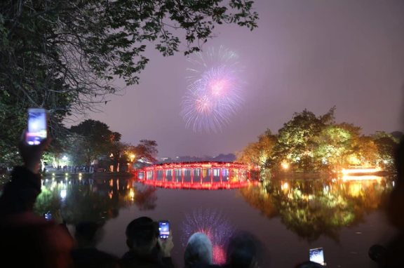 Việt Nam vào top 5 điểm đến lý tưởng đón năm mới 2024