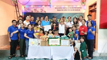 Herbalife Việt Nam lần thứ sáu liên tiếp được AmCham trao giải thưởng Trách Nhiệm Xã Hội Doanh Nghiệp