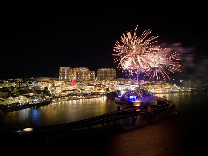 Phú Quốc ra mắt Vui Phết- chợ đêm bên biển đầu tiên tại Việt Nam