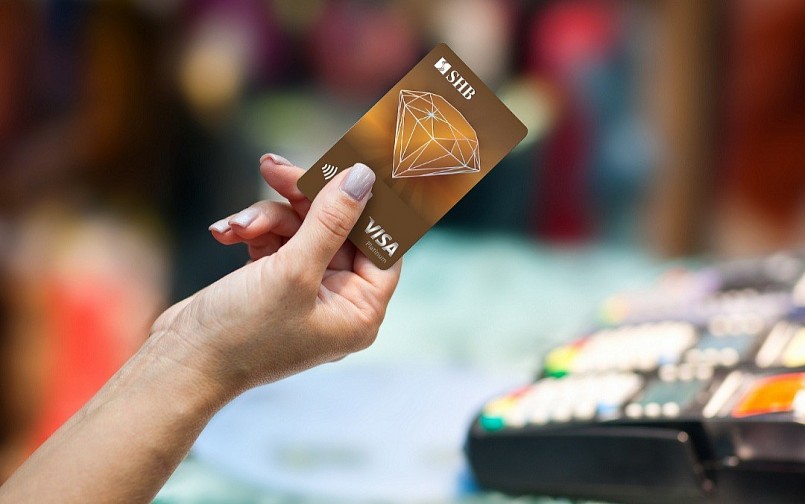 Thẻ tín dụng SHB VISA Platinum được vinh danh Top 50 sản phẩm dịch vụ tin dùng Việt Nam 2023