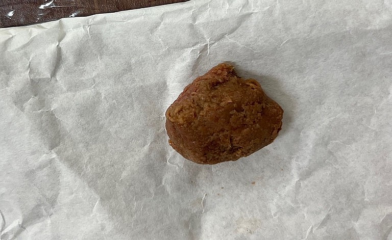 Bé trai 7 tuổi tử vong nghi do nghẹt thở sau khi ăn một loại bánh quen thuộc Bé trai 7 tuổi tử vong nghi do nghẹt thở sau khi ăn một loại bánh quen thuộc