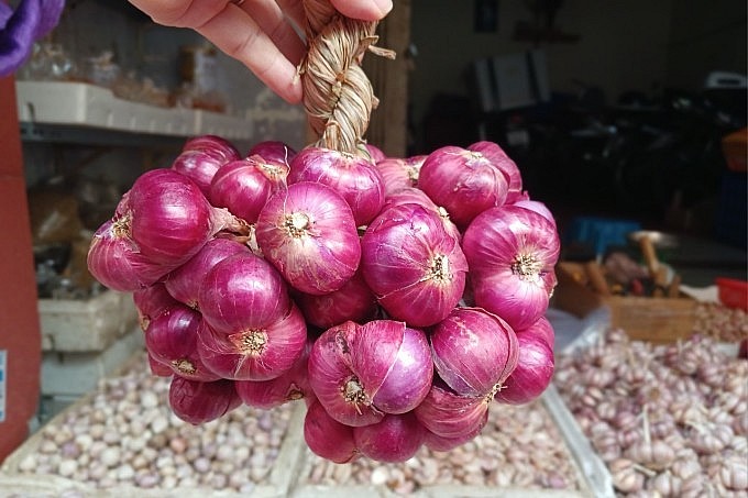 Hành tím Sóc Trăng đã tăng giá gấp đôi so với đầu năm. Ảnh: Hồng Châu. Hành tím Sóc Trăng đã tăng giá gấp đôi so với đầu năm. Ảnh: Hồng Châu.
