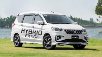 Suzuki Ertiga Hybrid giảm giá mạnh, chỉ dưới 500 triệu đồng cho một phiên bản