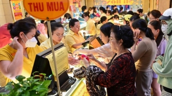 Phó Thống đốc NHNN: Không chấp nhận giá vàng trong nước chênh với giá vàng thế giới đến 20 triệu đồng/lượng