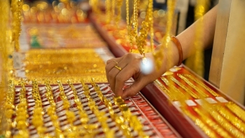 Giá vàng hôm nay 9/1/2024: Vàng trong nước quay đầu giảm mạnh