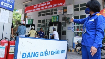 Giá xăng dầu được dự báo tăng nhẹ vào ngày mai (11/1)