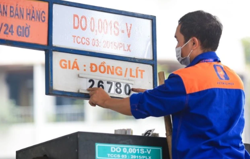 Giá xăng dầu đồng loạt tăng từ 15 giờ hôm nay