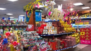 Nhiều giải pháp kích cầu, bình ổn giá dịp Tết Nguyên đán Giáp Thìn