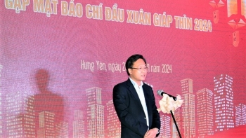 Ban Thường vụ Tỉnh ủy Hưng Yên gặp mặt báo chí đầu Xuân