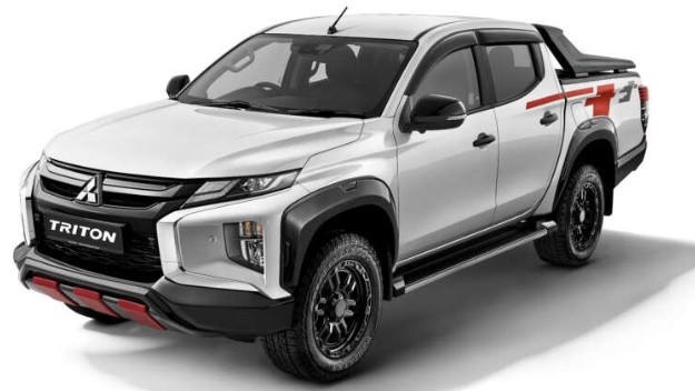 Mitsubishi Triton AT Premium 2024 ra mắt với diện mạo mới