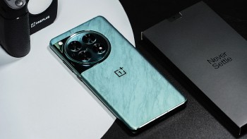 OnePlus 12 ra mắt tại Ấn Độ, giá từ 19,21 triệu đồng