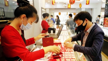 Giá vàng hôm nay 26/1/2024: Vàng trong nước đồng loạt giảm