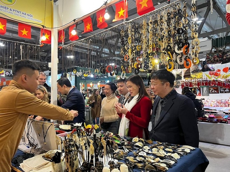 Gian hang của Hà Nội tại Hội chợ quốc tế tổ chúc ở mILAM