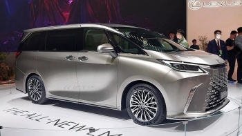 Lexus LM 2024: "Chuyên cơ mặt đất" sắp hạ cánh tại Việt Nam