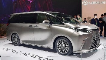 Lexus LM 2024: "Chuyên cơ mặt đất" sắp hạ cánh tại Việt Nam