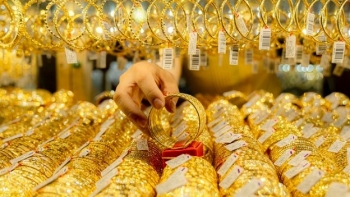 Giá vàng hôm nay 8/2/2024: Vàng trong nước tăng mạnh trước ngày nghỉ lễ