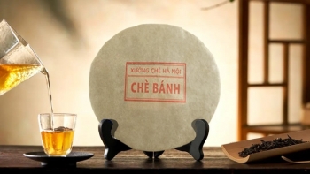 Khí chất độc đáo của Trà Bánh Hà Nội làm mê mẩn bạn trà thế giới