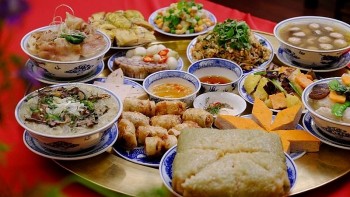 Bún, miến, phở có tốt cho sức khỏe hơn bánh chưng?