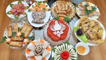 Đồ ăn thừa ngày Tết loại nào ăn được, loại nào bỏ ngay?