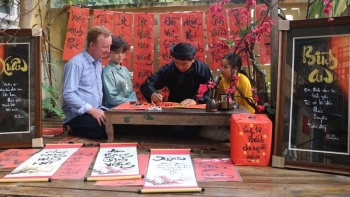 Khách du lịch tại nhiều địa phương tăng cao, du lịch thắng lớn dịp Tết Nguyên đán