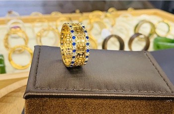 Giá vàng hôm nay 17/2/2024: Vàng trong nước lao dốc trước ngày vía Thần Tài