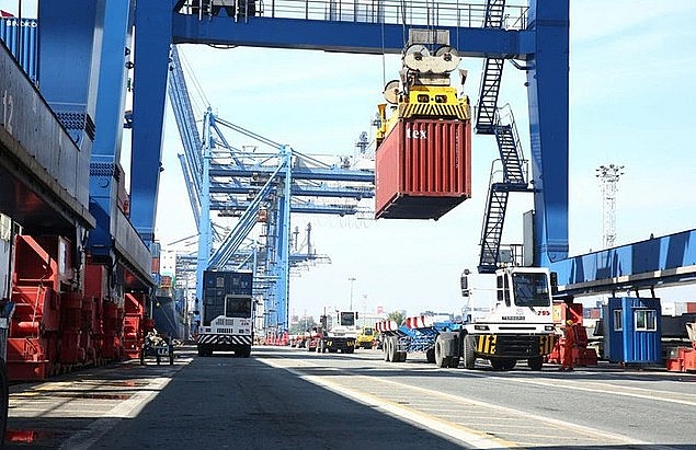 Việt Nam cần tập trung đổi mới, xây dựng quan hệ thương mại mạnh mẽ hơn với các thị trường xuất khẩu trọng điểm .