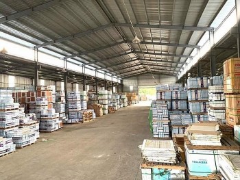 Thanh Hóa: Xử phạt 90 triệu đồng và buộc tiêu hủy hơn 11.000 viên ngói giả